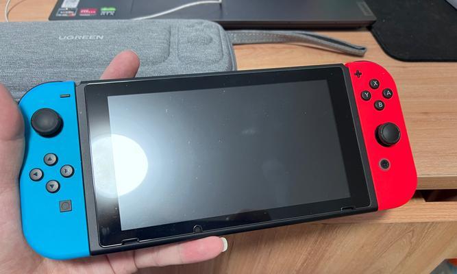 Switch续航版和普通版之间的区别及选择指南（如何选择适合自己的NintendoSwitch主机）  第1张